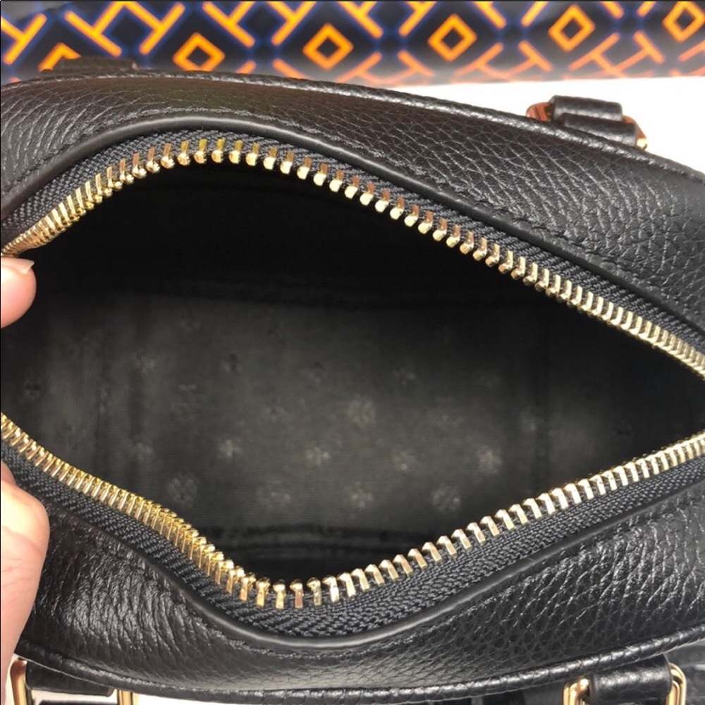 Nwt Tory Burch Thea mini satchel - Picture 4 of 7